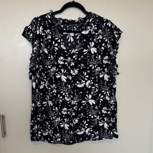 BloomChic Black and White Floral Blouse